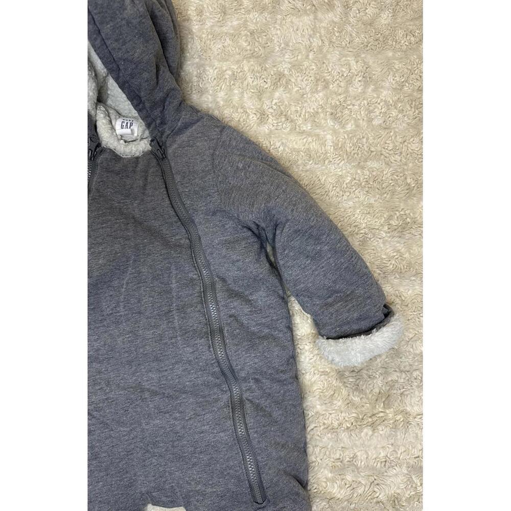 baby GAP sherpa-lined hooded dual zipped one-piece/snowsuit/bunting Size 12-18M - Picture 4 of 8